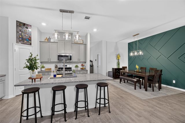 10228 Fountain Gate Street, Aubrey, TX 76227