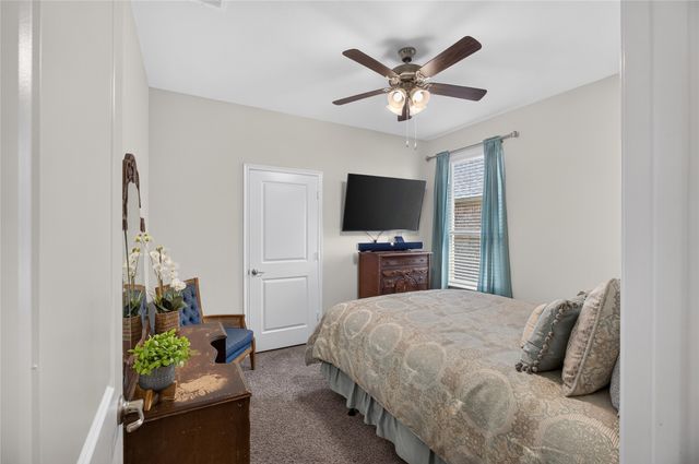 10228 Fountain Gate Street, Aubrey, TX 76227