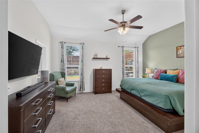 10228 Fountain Gate Street, Aubrey, TX 76227