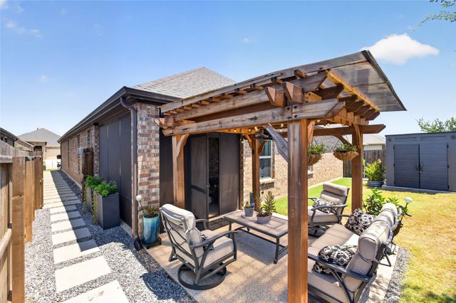 10228 Fountain Gate Street, Aubrey, TX 76227