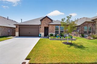 10228 Fountain Gate Street, Aubrey, TX 76227