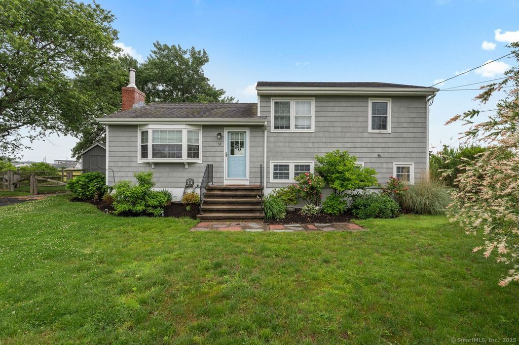 52 Seaside Avenue, Guilford, CT 06437
