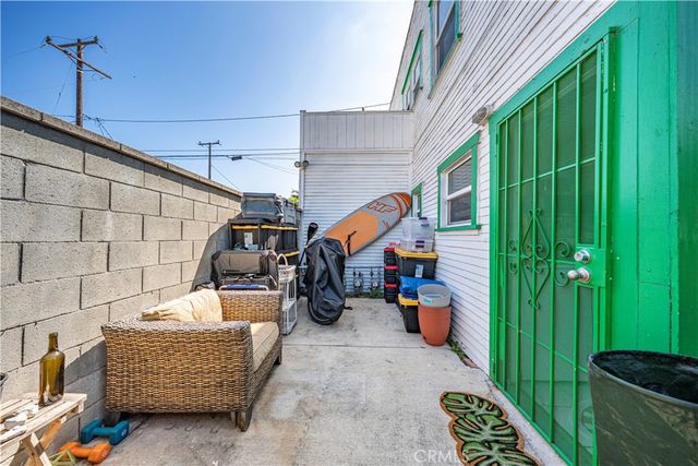 672 Junipero, Long Beach, CA 90814
