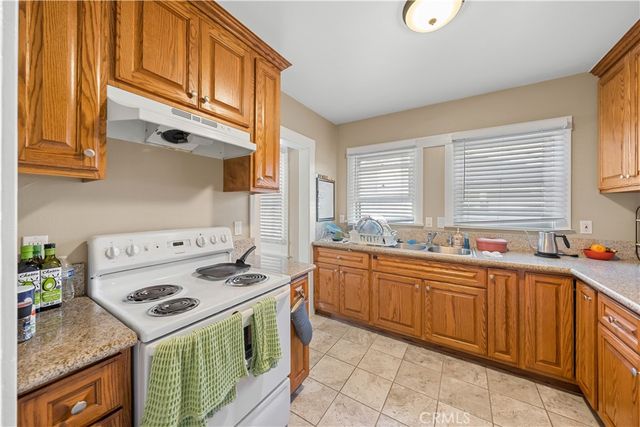672 Junipero, Long Beach, CA 90814