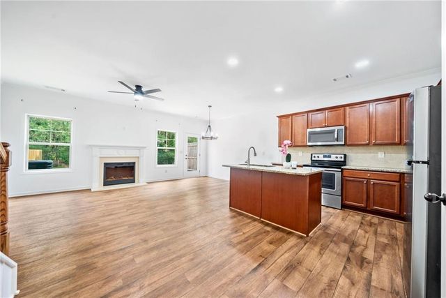 5415 Sycamore Court, Oakwood, GA 30566