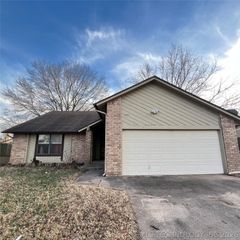 1532 E 75th Place, Tulsa, OK 74136