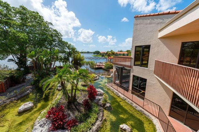 65 Centennial Court, Deerfield Beach, FL 33442