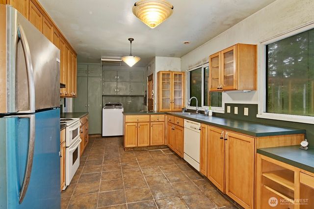 700 Reiten Road, Kent, WA 98030
