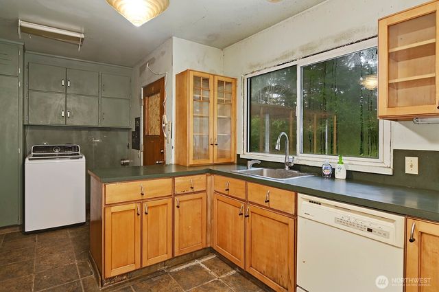 700 Reiten Road, Kent, WA 98030