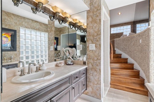 740 PINELLAS BAYWAY S, Tierra Verde, FL 33715