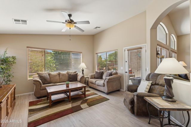 101 W RED MESA Trail, San Tan Valley, AZ 85143