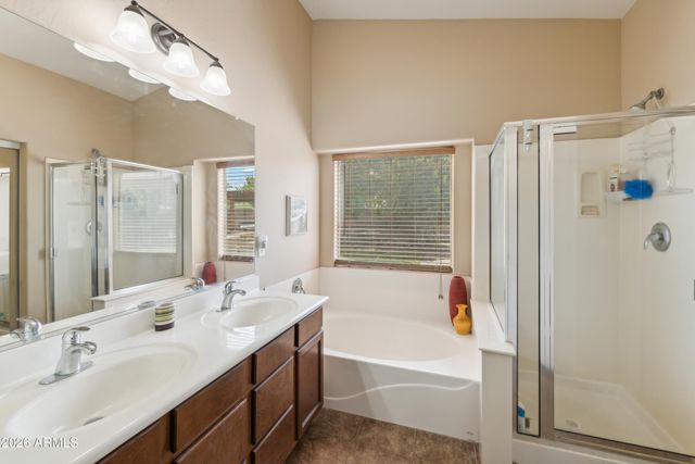 101 W RED MESA Trail, San Tan Valley, AZ 85143