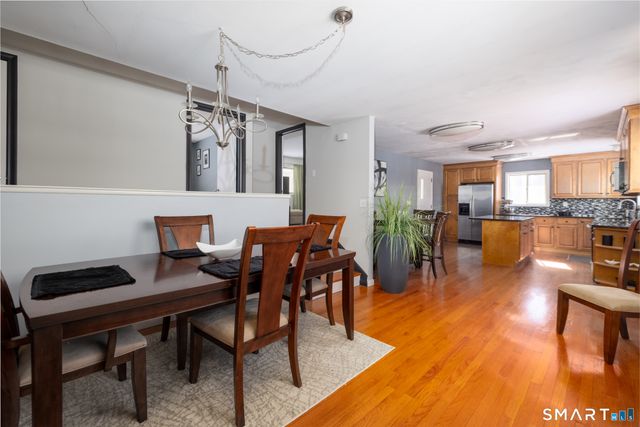 225 Willow Street, Hamden, CT 06518