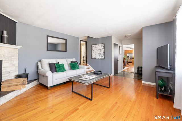 225 Willow Street, Hamden, CT 06518