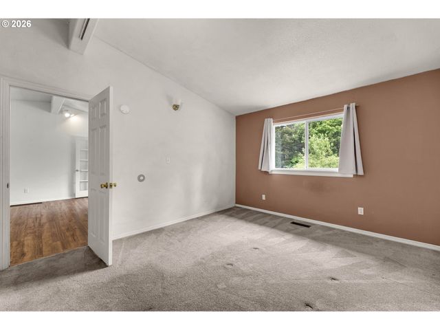 201 JOSHEANKA Dr, Carson, WA 98610