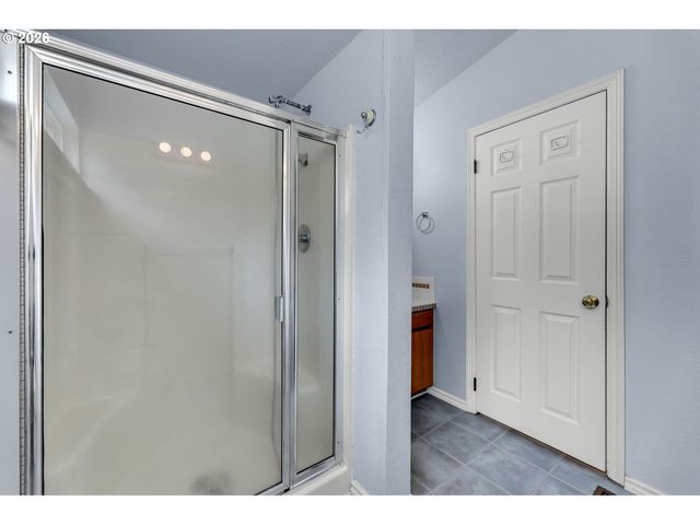 201 JOSHEANKA Dr, Carson, WA 98610