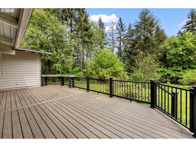 201 JOSHEANKA Dr, Carson, WA 98610