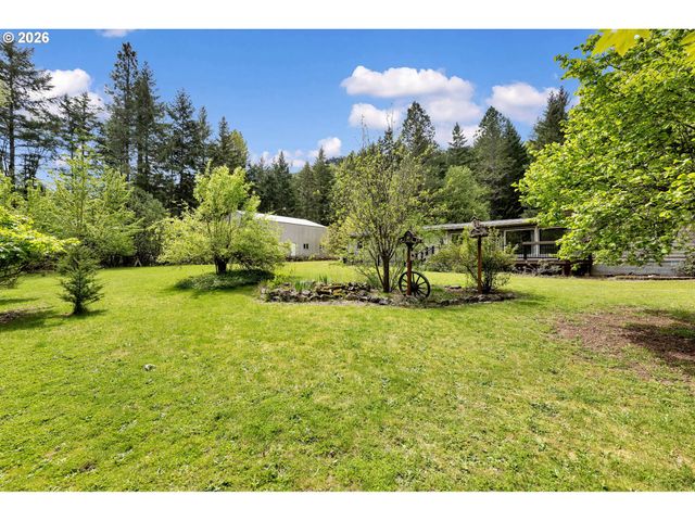 201 JOSHEANKA Dr, Carson, WA 98610