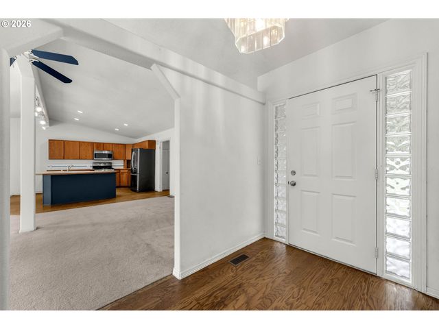 201 JOSHEANKA Dr, Carson, WA 98610