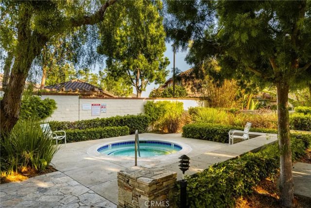 13124 Arborwalk Lane, Tustin, CA 92782