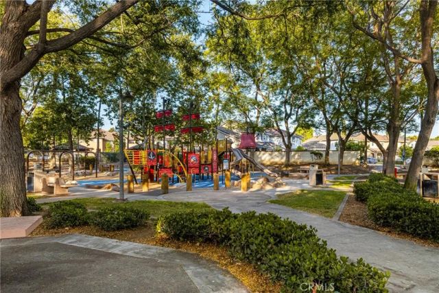 13124 Arborwalk Lane, Tustin, CA 92782