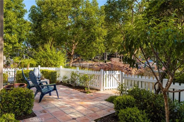 13124 Arborwalk Lane, Tustin, CA 92782