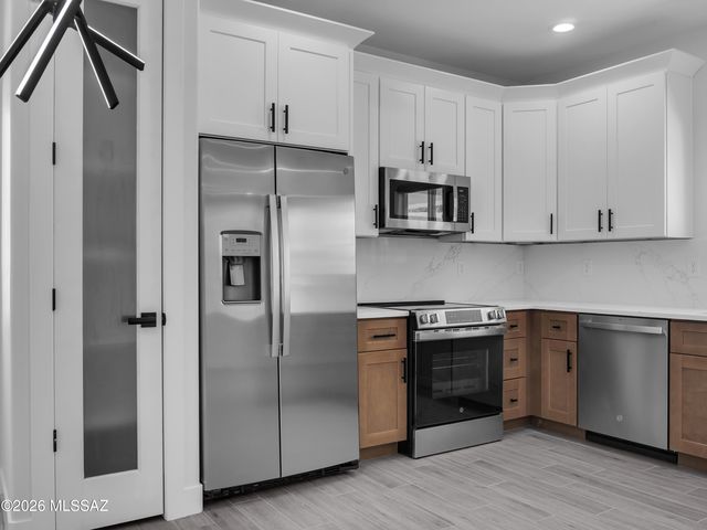 650 E Atlanta Place, Vail, AZ 85641