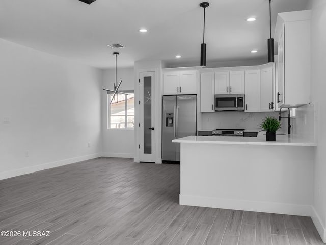 650 E Atlanta Place, Vail, AZ 85641