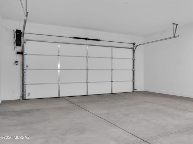 650 E Atlanta Place, Vail, AZ 85641