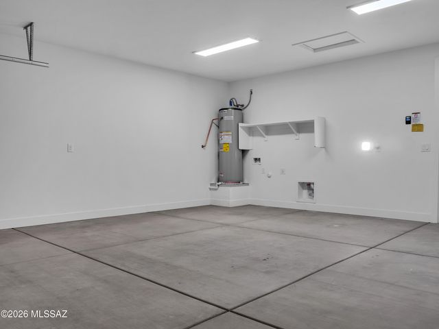 650 E Atlanta Place, Vail, AZ 85641