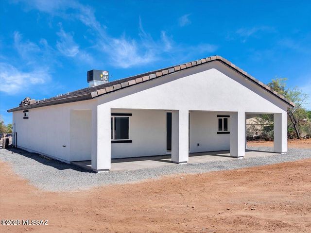 650 E Atlanta Place, Vail, AZ 85641