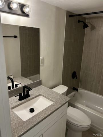 104 Lemans Court 104, Lake St Louis, MO 63367