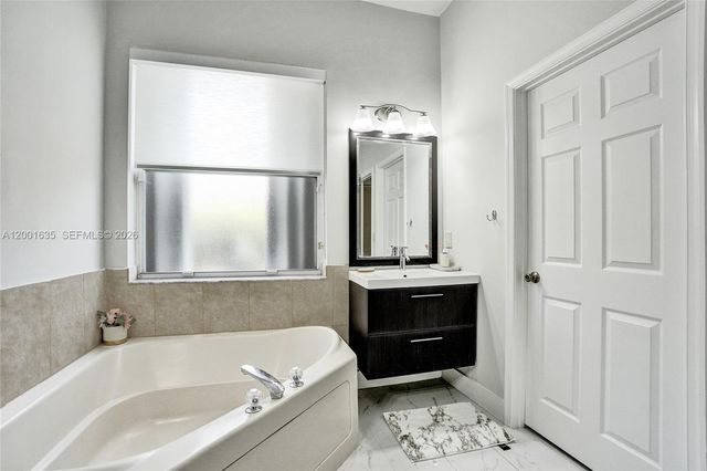 4286 NW 42nd Terrace, Coconut Creek, FL 33073