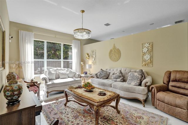 4286 NW 42nd Terrace, Coconut Creek, FL 33073