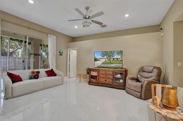 4286 NW 42nd Terrace, Coconut Creek, FL 33073