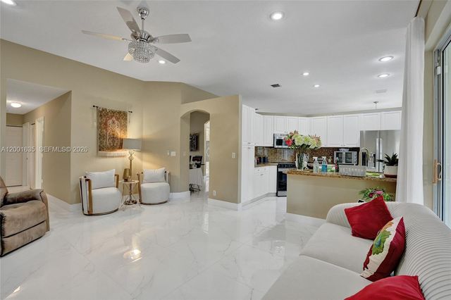 4286 NW 42nd Terrace, Coconut Creek, FL 33073