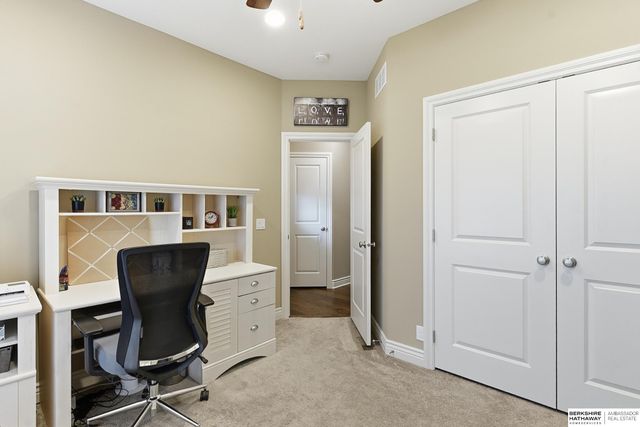 1027 N 183rd Circle, Elkhorn, NE 68022