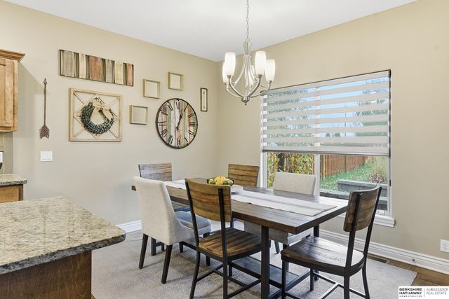 1027 N 183rd Circle, Elkhorn, NE 68022