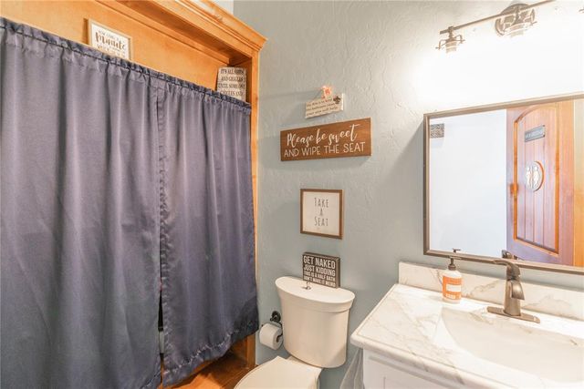 10800 Sorentino Drive, Arcadia, OK 73007