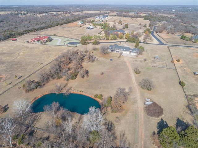 10800 Sorentino Drive, Arcadia, OK 73007