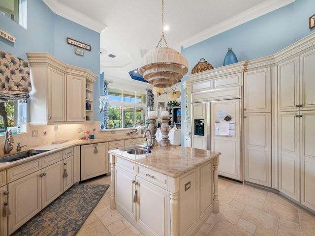 739 Cote Azur Drive, Palm Beach Gardens, FL 33410