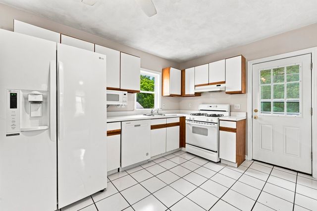 28 Endicott Street, Peabody, MA 01960