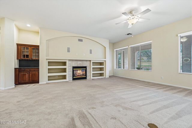 5172 W Arid Canyon Drive, Marana, AZ 85658