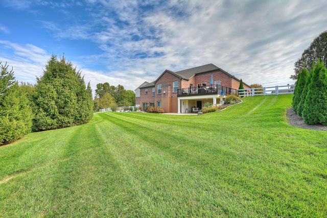 2660 Legacy Ridge, Florence, KY 41042
