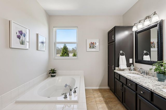 2660 Legacy Ridge, Florence, KY 41042