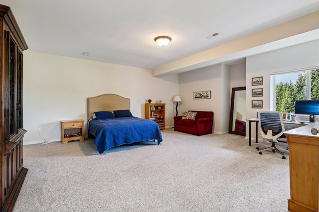 2660 Legacy Ridge, Florence, KY 41042