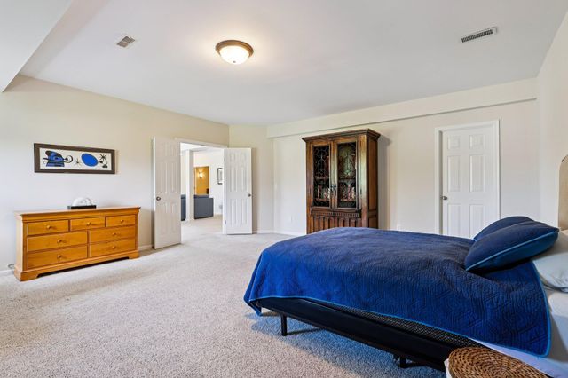 2660 Legacy Ridge, Florence, KY 41042