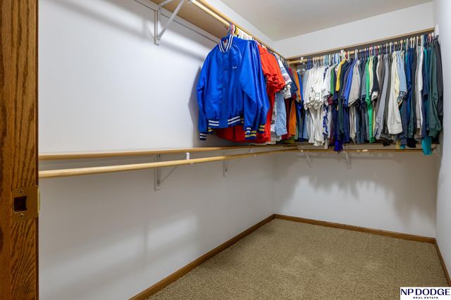 2100 NW 45Th Street, Lincoln, NE 68528