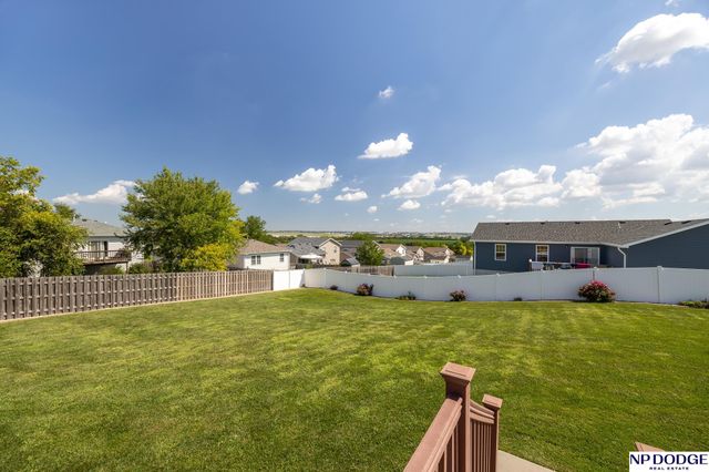 2100 NW 45Th Street, Lincoln, NE 68528