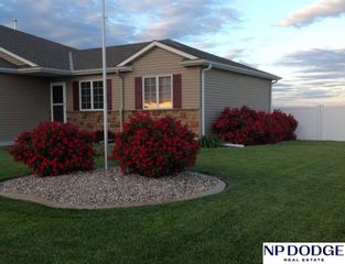 2100 NW 45Th Street, Lincoln, NE 68528